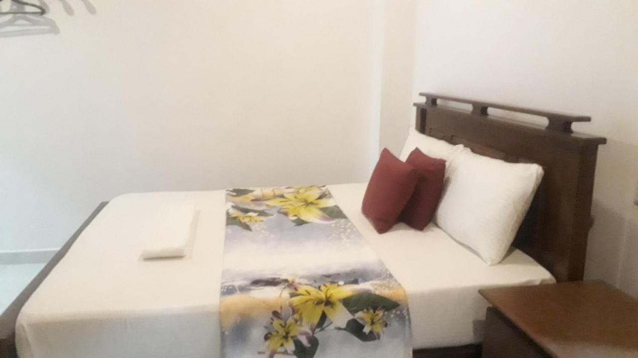 Enara Luxury Stay Katugastota Exterior foto