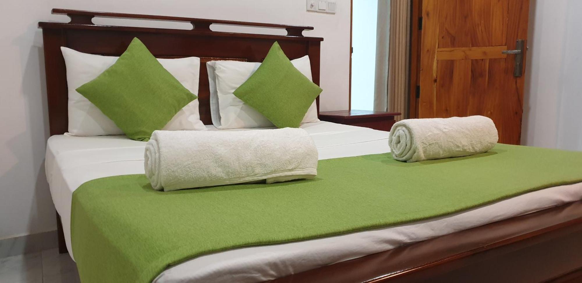 Enara Luxury Stay Katugastota Exterior foto